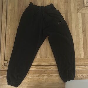 Nike sweats size small hardly ever worn